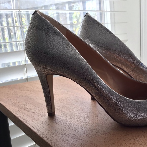 Brand New Silver J Crew Isabelle pumps NWT 9M - Picture 7 of 8